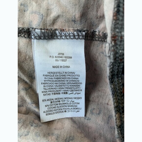 Boden Women’s Leopard Button Up Top Sz 2 Gray Leopard Print Modern Chic Neutral - Picture 9 of 13